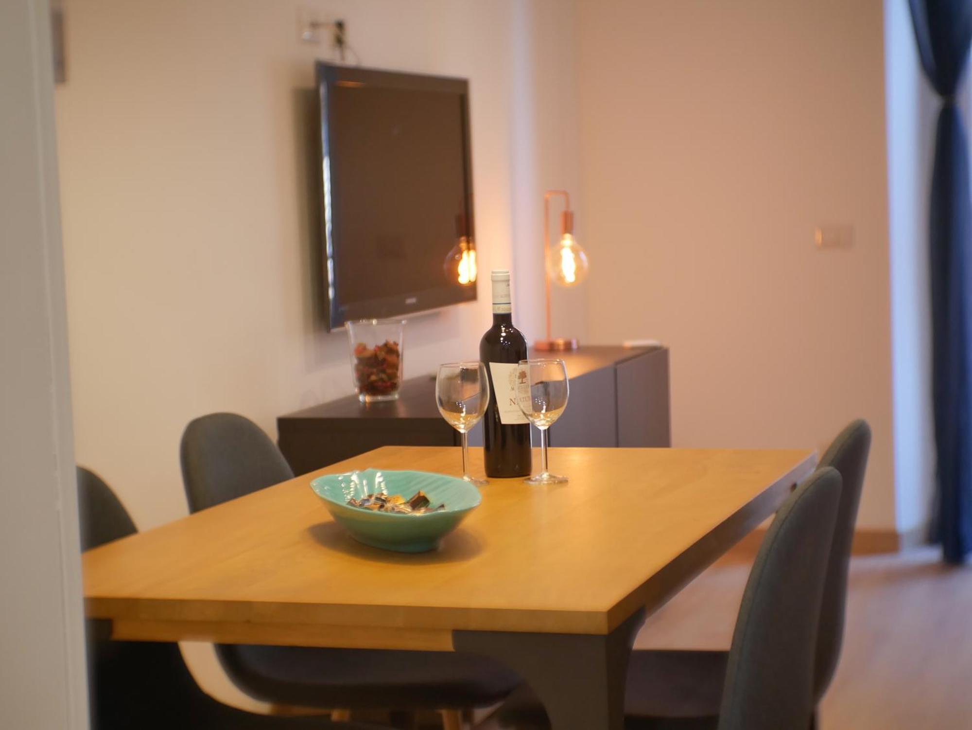 Chic Modern 2-Bedroom Near Metro Roma Dış mekan fotoğraf